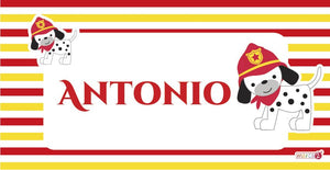 Diseño Perro bombero. Cuadritos infantiles personalizados.  Medida: 30 x 15 cm.  Cuadritos con diferentes diseños para decorar dormitorios, salitas y puertas de niños, niñas y adolescentes. Son de material rigido y muy duradero. Marca2 desde 2011. Enviamos a todo Chile.