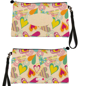 Estuche + Lanyard diseño: Corazones de Colores - Marca2