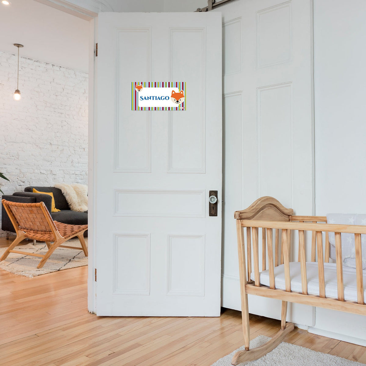 Cuadritos infantiles personalizados.  Medida: 30 x 15 cm.  Cuadritos con diferentes diseños para decorar dormitorios, salitas y puertas de niños, niñas y adolescentes. Son de material rigido y muy duradero. Marca2 desde 2011. Enviamos a todo Chile.