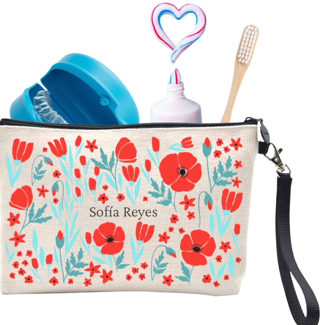 Estuche personalizado: Flores rojas - Marca2