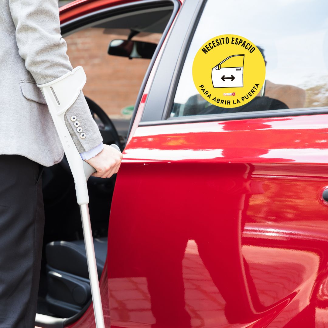 Sticker auto : Necesito espacio para abrir la puerta - Marca2